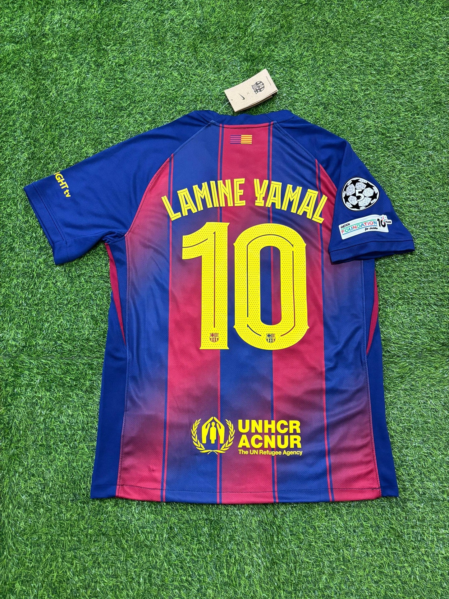 LAMINE YAMAL 10 UCL